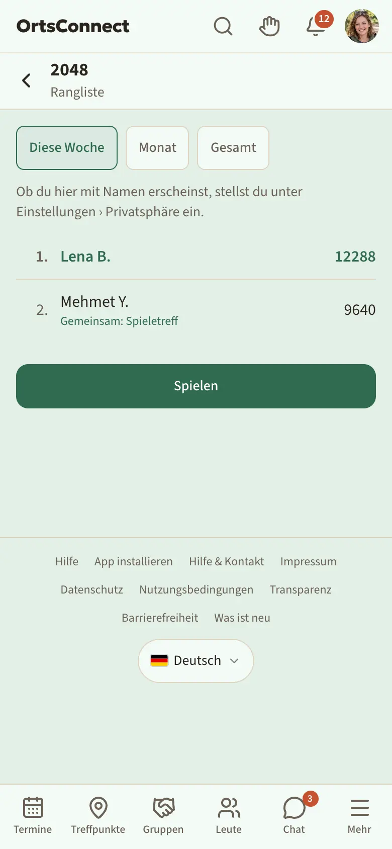 Seite „Rangliste“ eines Spiels mit den Reitern Diese Woche, Monat, Gesamt und einer Liste mit Plätzen, darunter je eine Zeile „Gemeinsam: …“