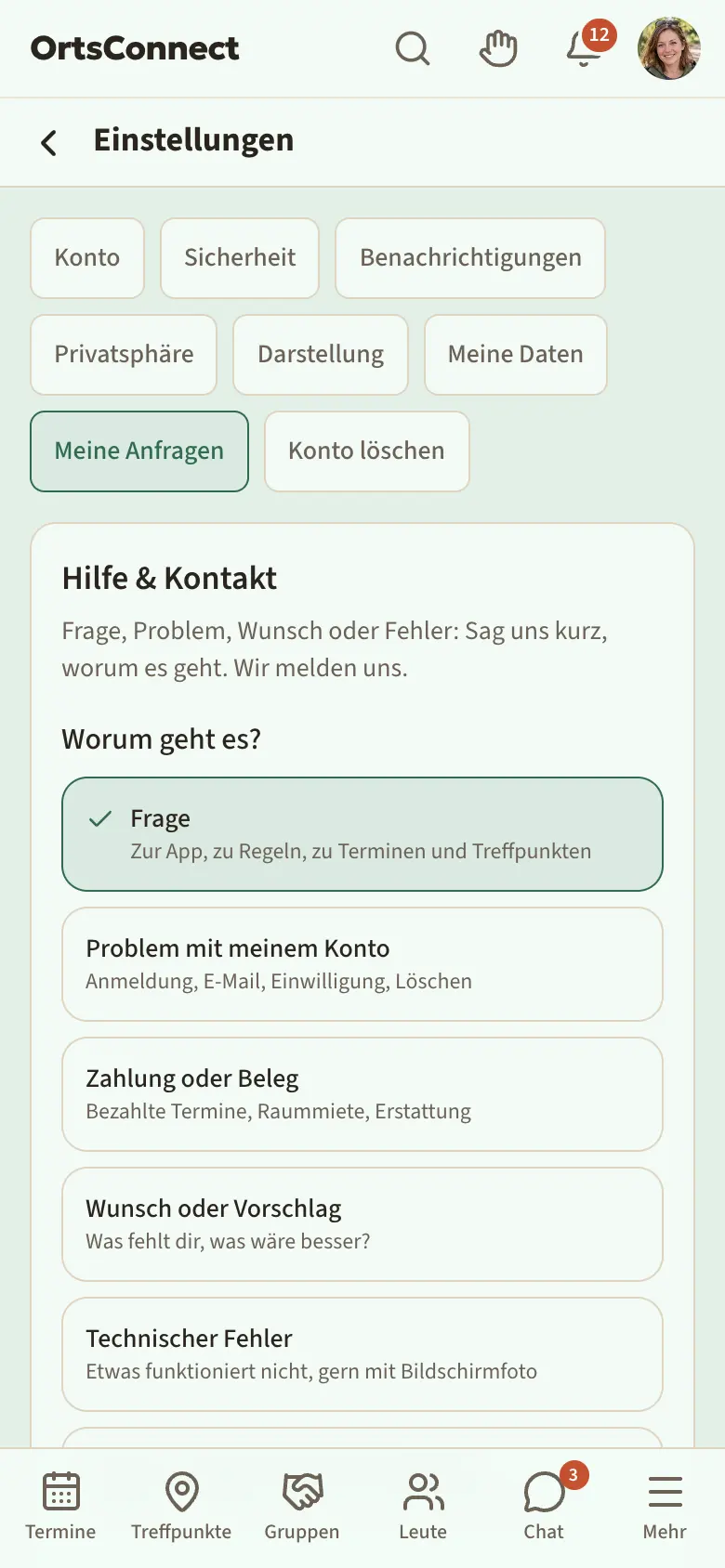 Seite „Hilfe & Kontakt“ (/de/kontakt) am Handy, angemeldet: „Worum geht es?“ mit den sechs Anliegen (Frage ausgewählt), das Feld „Deine Nachricht“ und der Knopf „Abschicken“ markiert