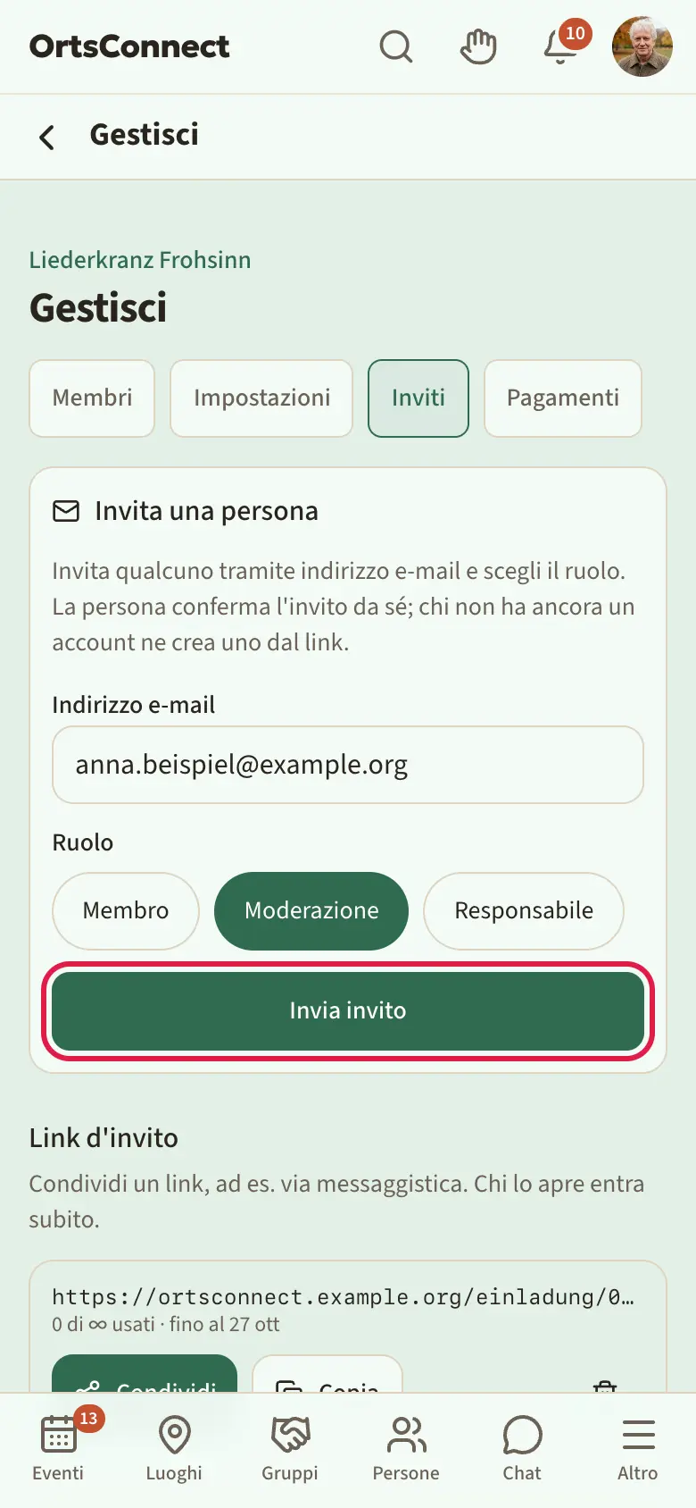 Gestisci › Inviti: in alto «Invita una persona» con indirizzo e-mail e ruolo (Membro, Moderazione, Responsabile), sotto «Link d'invito» con un link esistente (utilizzi e data di scadenza, pulsanti «Condividi» e «Copia») e il modulo «Crea nuovo link»