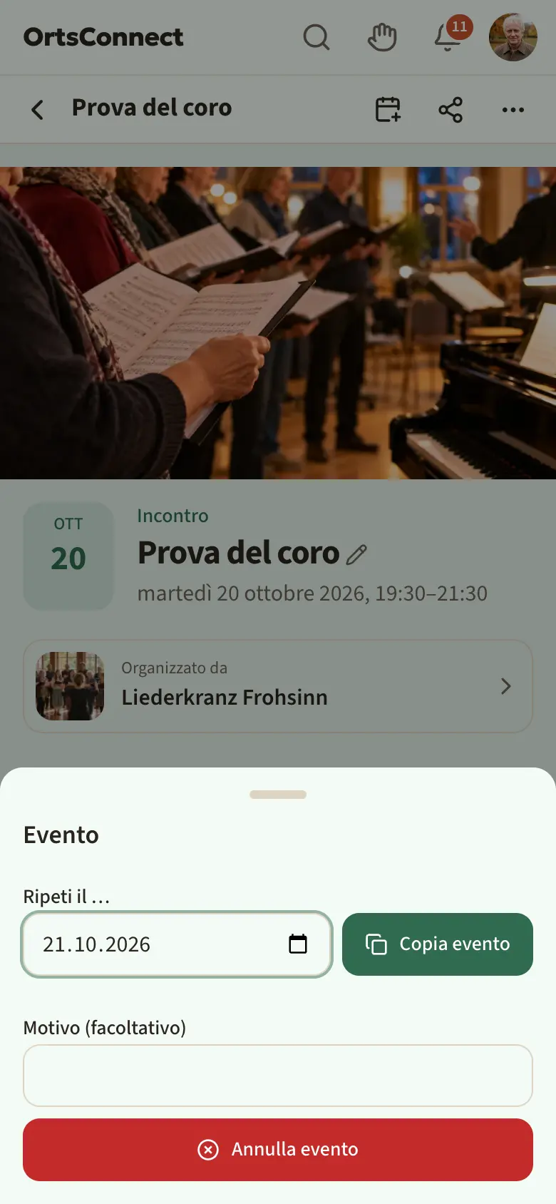 Finestra aperta «Evento» con la sezione «Ripeti il …» (data, pulsante «Copia evento») e sotto il campo del motivo e il pulsante rosso «Annulla evento»