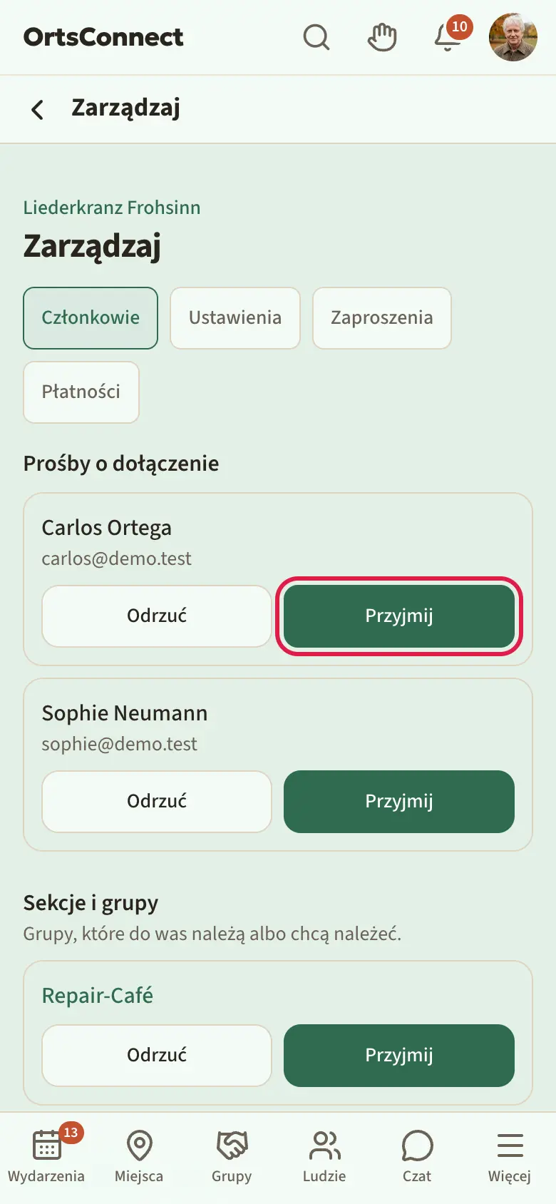 Zarządzaj › Członkowie z dwiema otwartymi prośbami o dołączenie i przyciskami „Odrzuć” i „Przyjmij”
