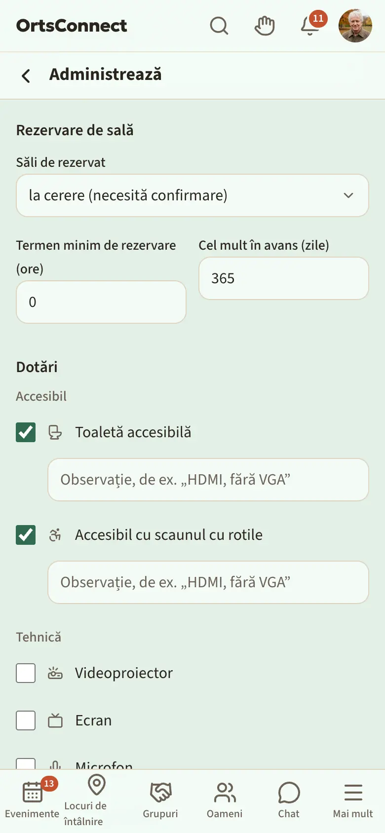 Administrare › Detalii, secțiunea „Rezervare de sală” cu alegerea „Săli de rezervat” pe „la cerere (necesită confirmare)”, dedesubt „Termen minim de rezervare (ore)” și „Cel mult în avans (zile)”